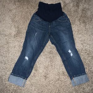Maternity capris